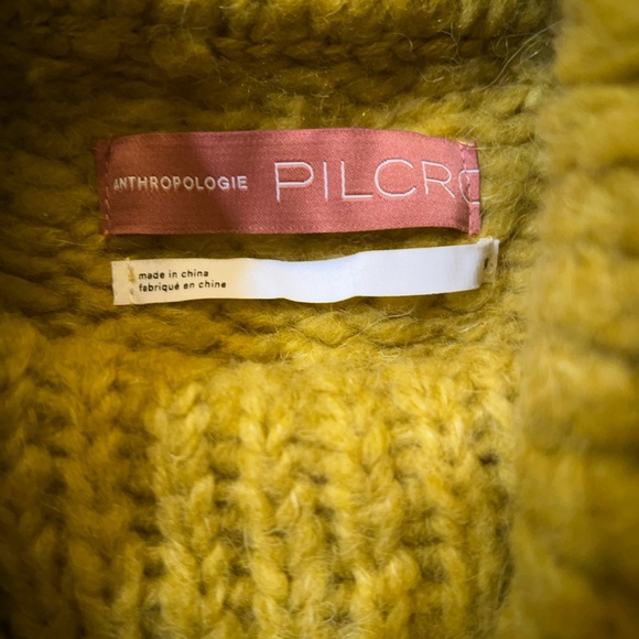 NWT ANTHRO Pilcro Cropped Chunky Knit Sweater (M) - Picture 2 of 4